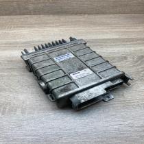 811907383 0285007001  Engine control unit/module ECU Volkswagen Golf II