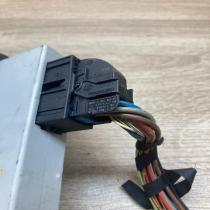 9138969 586024  Center console control module BMW 5 E60 E61