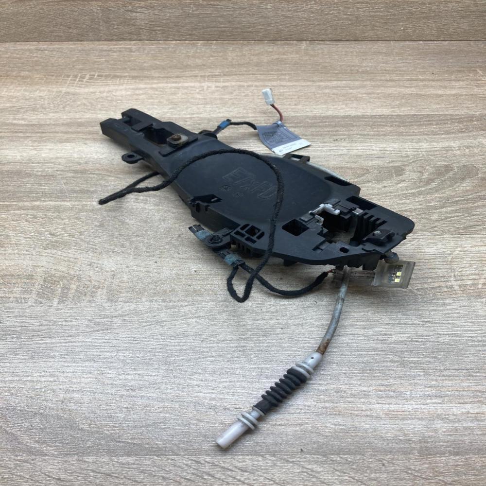 7184659 140107 10  Front door exterior handle/bracket BMW X5 E70