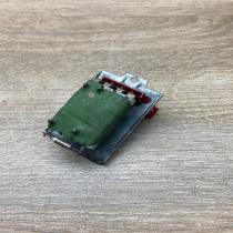 740245833F   Heater blower motor/fan resistor Audi A4 S4 B5 8D