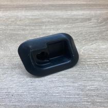 8235611   Parcel shelf load cover mount bracket BMW 5 E39