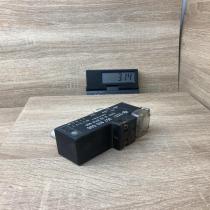 357919506 898718000  Coolant fan relay Volkswagen Sharan