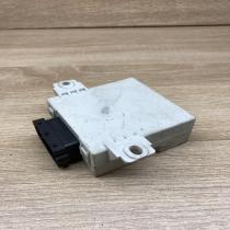 150696   Window wiper relay Toyota Avensis T250