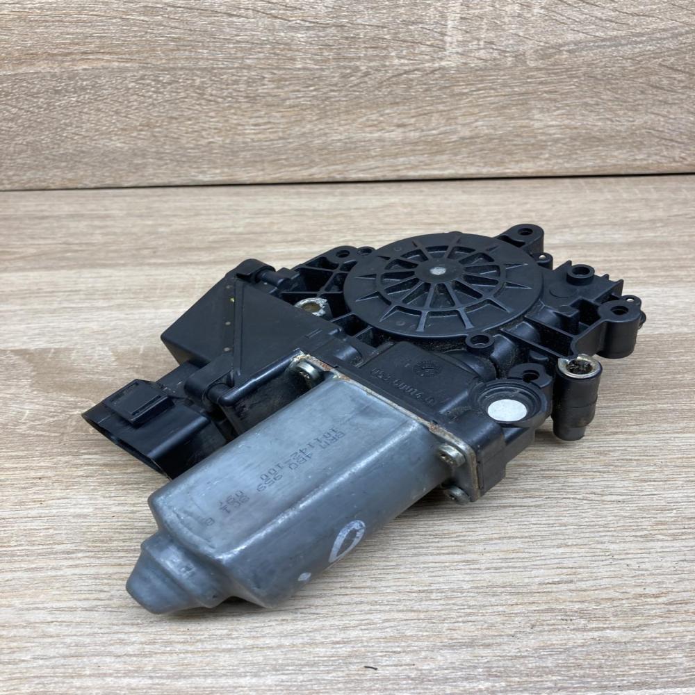 4B0959801B 101144 114  Rear door window regulator motor Audi A6 S6 C5 4B