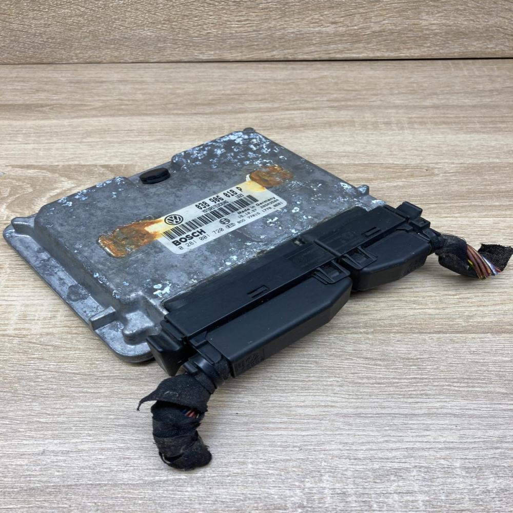 038906018P 0281001720  Engine control unit/module ECU Volkswagen PASSAT B5