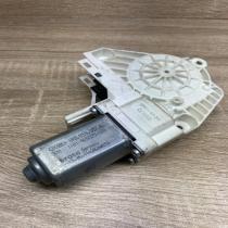 8K0959802A   Front door window regulator motor Audi A4 S4 B8 8K