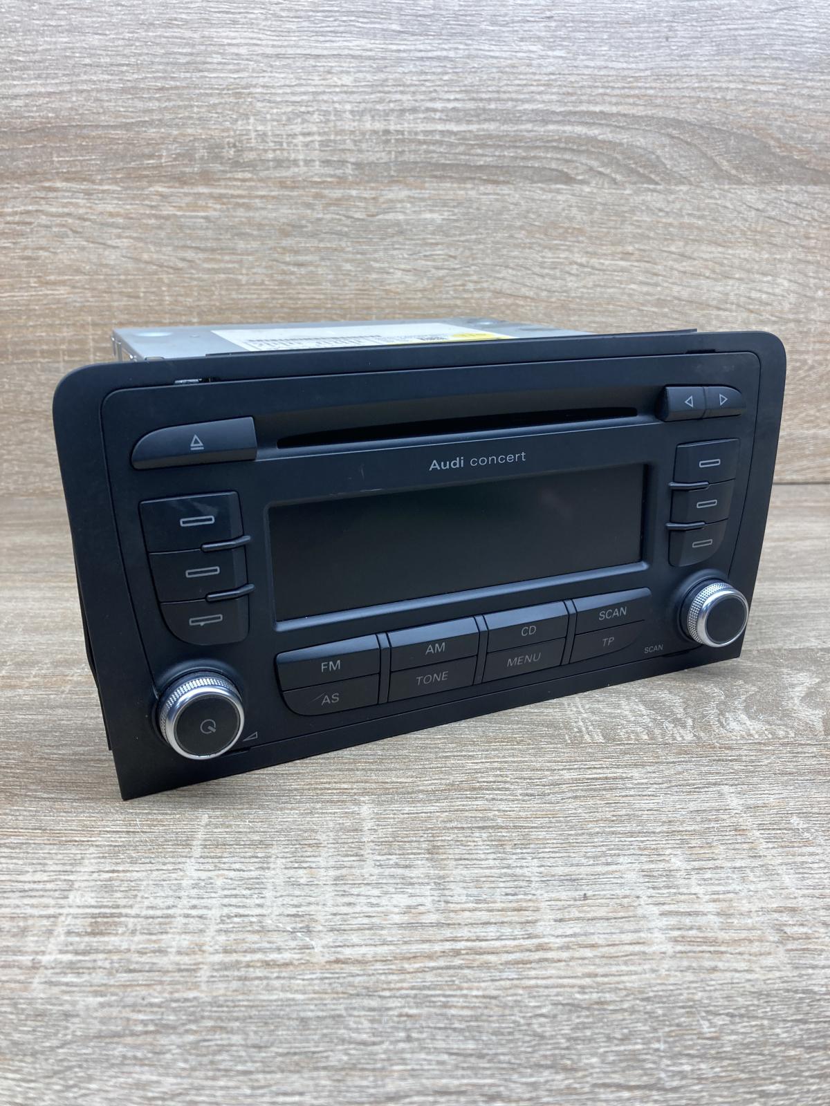 8P0035186AB 7640276380  Radio/CD/DVD/GPS head unit Audi A3 S3 8P