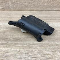 0132801363   Air flap motor/actuator Volkswagen PASSAT B6