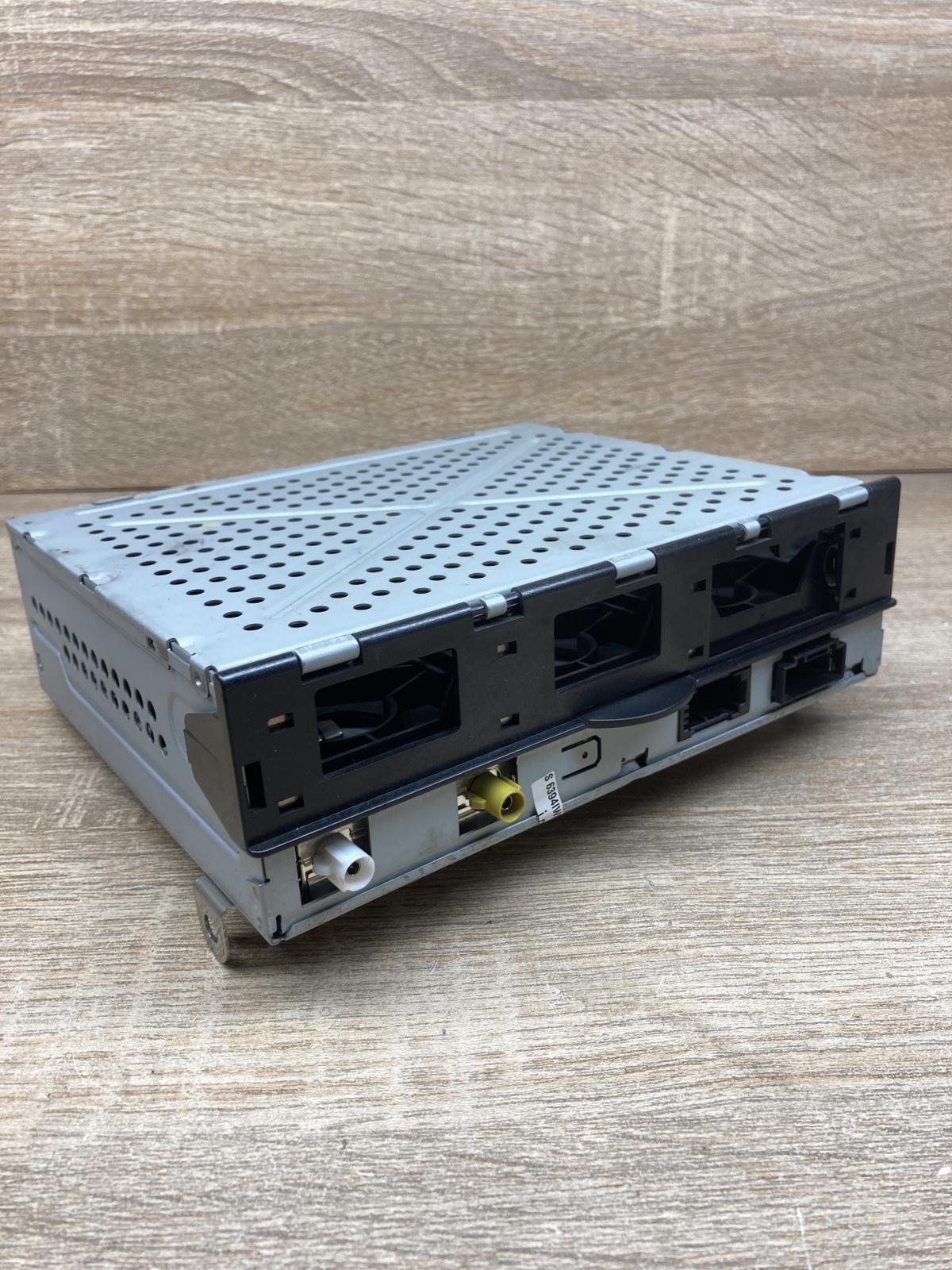 4F0035541L 4E0910541Q  Radio/CD/DVD/GPS head unit Audi A6 S6 C6 4F