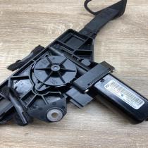 A2078600282 A2078600457  Seat belt adjustment motor Mercedes-Benz E C207 W207