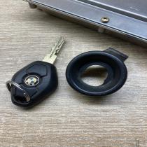 7789376 6905666  Engine ECU kit and lock set BMW 5 E39
