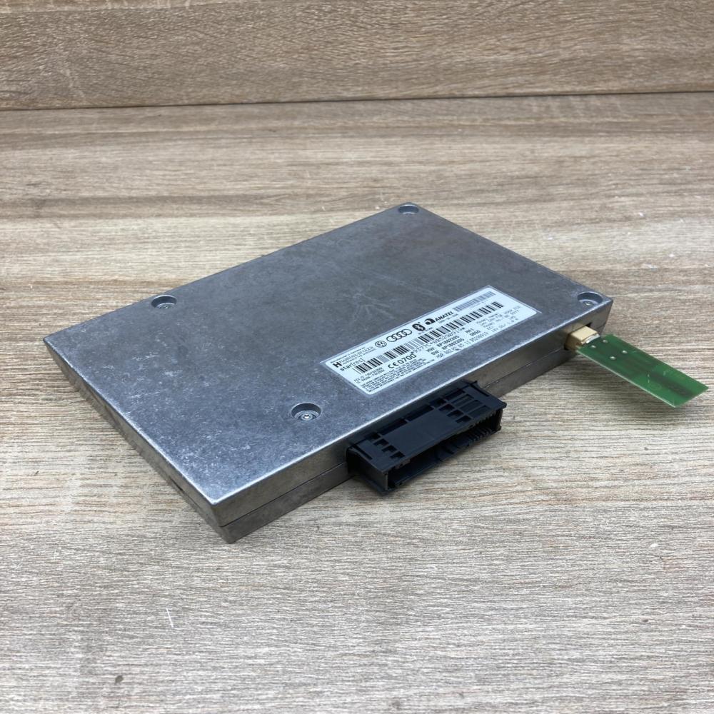 8P1862335 8P1862335  Bluetooth control unit module Audi A3 S3 8P