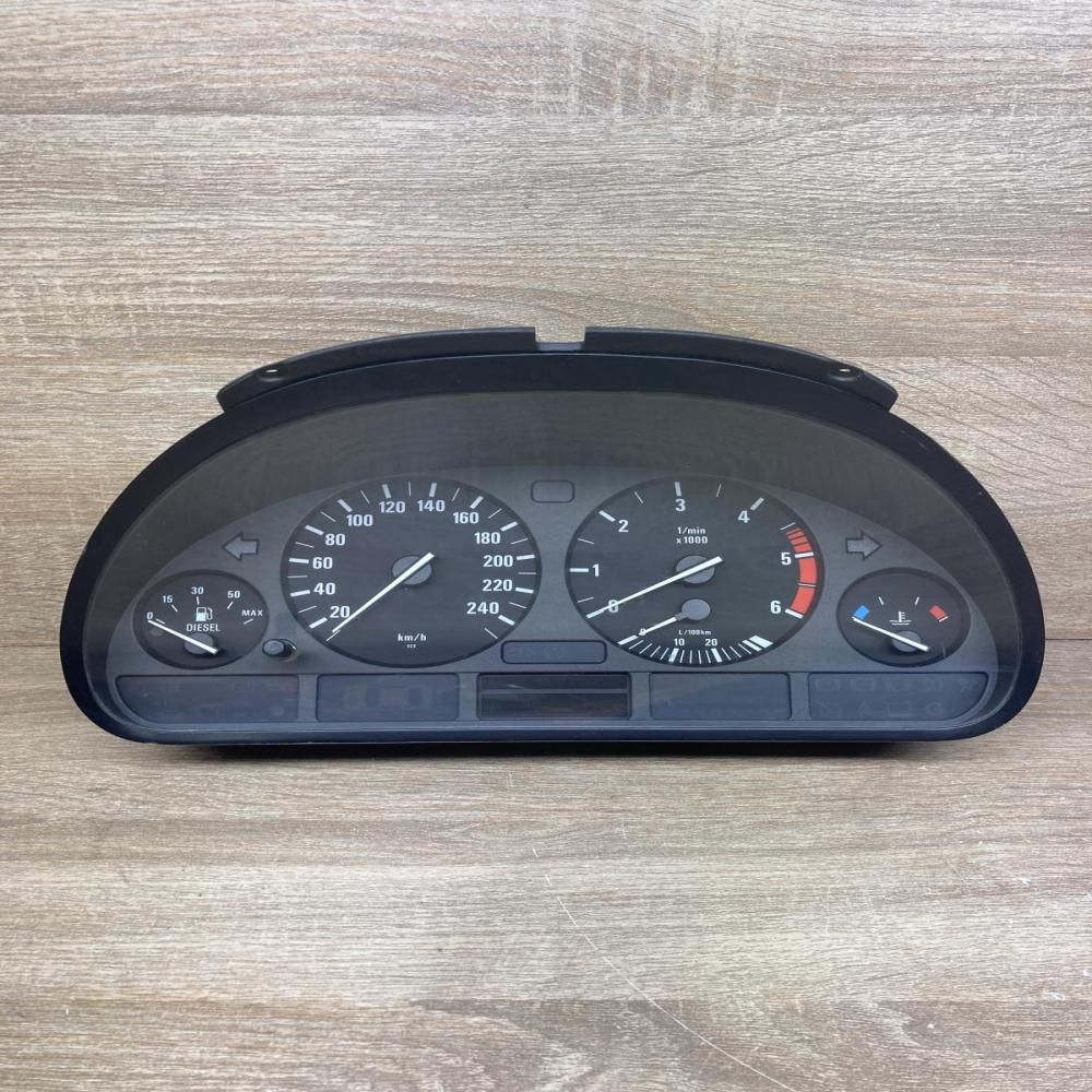 8381198 110008735  Speedometer (instrument cluster) BMW 5 E39