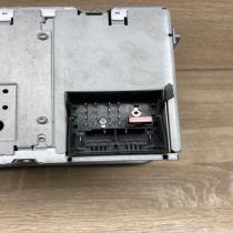 1K0035186AA   Radio/CD/DVD/GPS head unit Volkswagen Golf VI