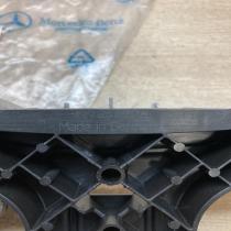 A2128850136   Front bumper mounting bracket Mercedes-Benz E W212
