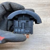 09131728 09138059  Hazard light switch Opel Astra G