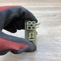 357959263 881044934  Heater blower motor/fan resistor Volkswagen PASSAT B4