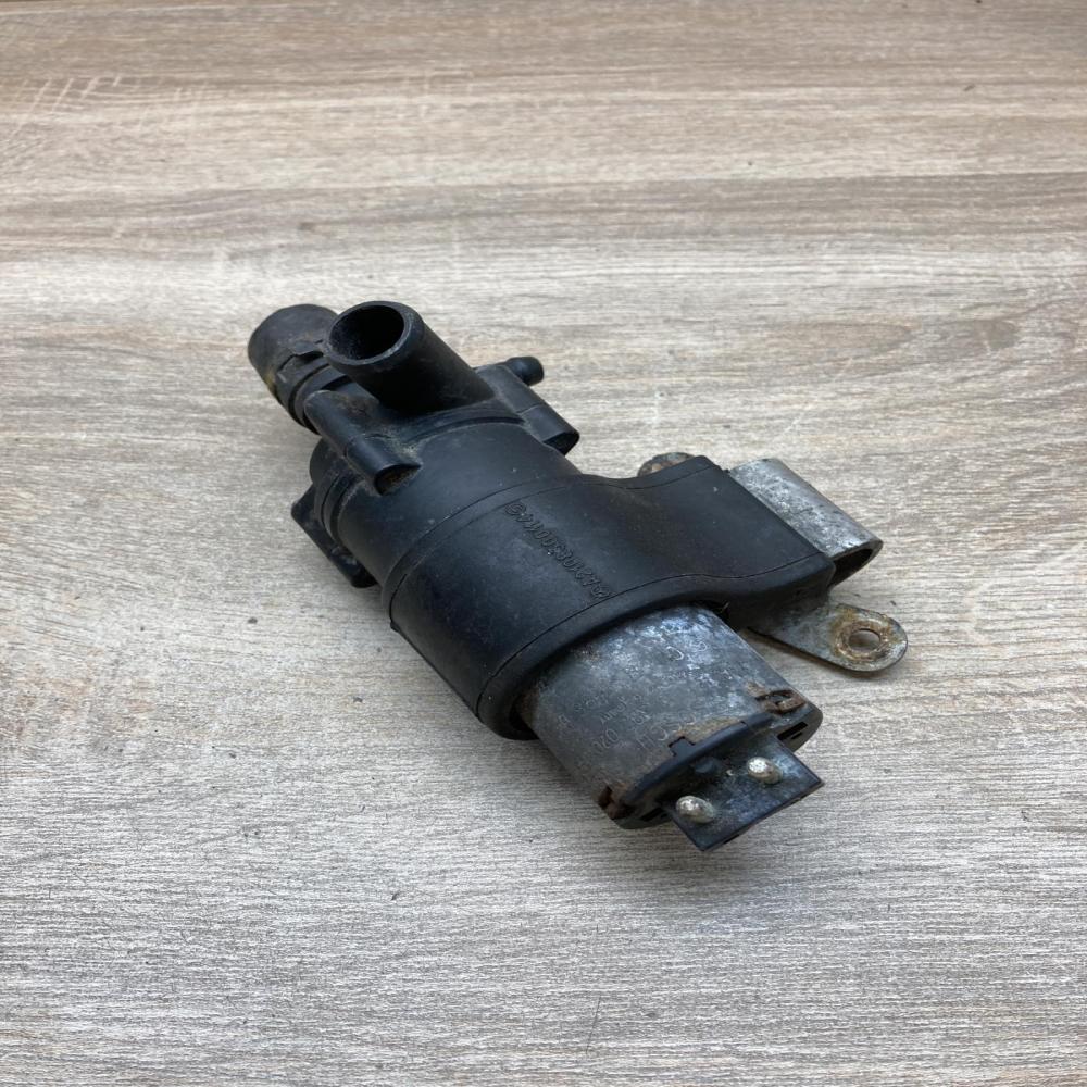 0392020043 A2108300114  Electric auxiliary coolant/water pump Mercedes-Benz E W2