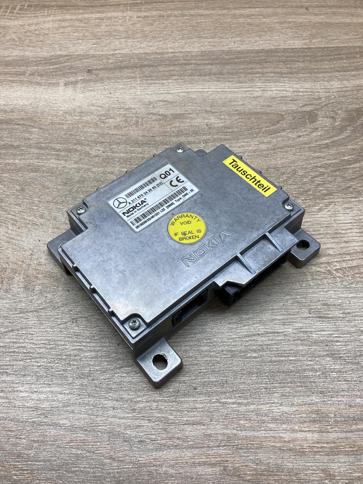 A211870242680   Phone control unit/module Mercedes-Benz E W211