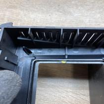 13159588 213680437  Fuse module Opel Zafira B