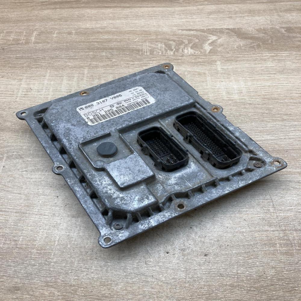0003107V006 0261205004  Engine control unit/module ECU Smart ForTwo II