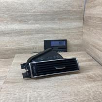 4F1820902D   Dashboard side air vent grill/cover trim Audi A6 S6 C6 4F