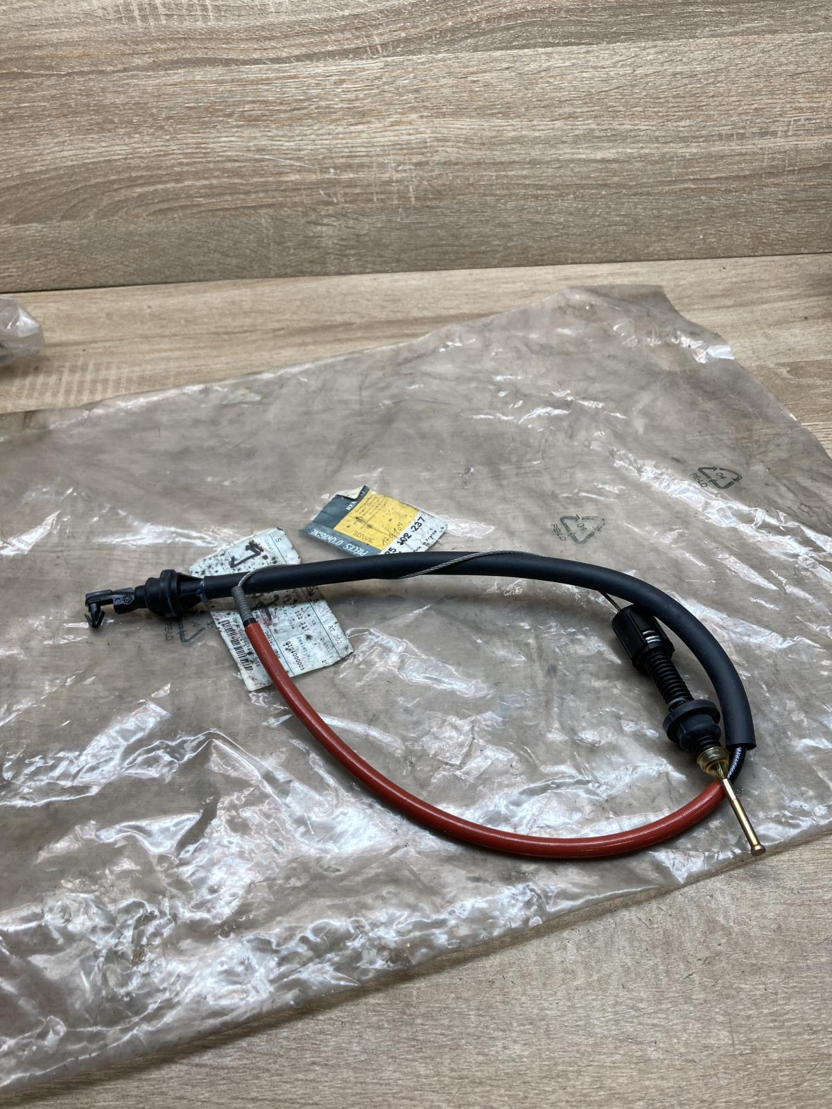 6025102237   Throttle cable Renault Espace II