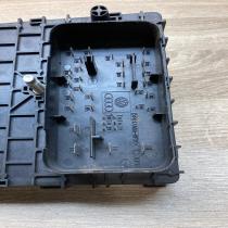 3C0937125 6359 2777  Fuse module Volkswagen PASSAT B6