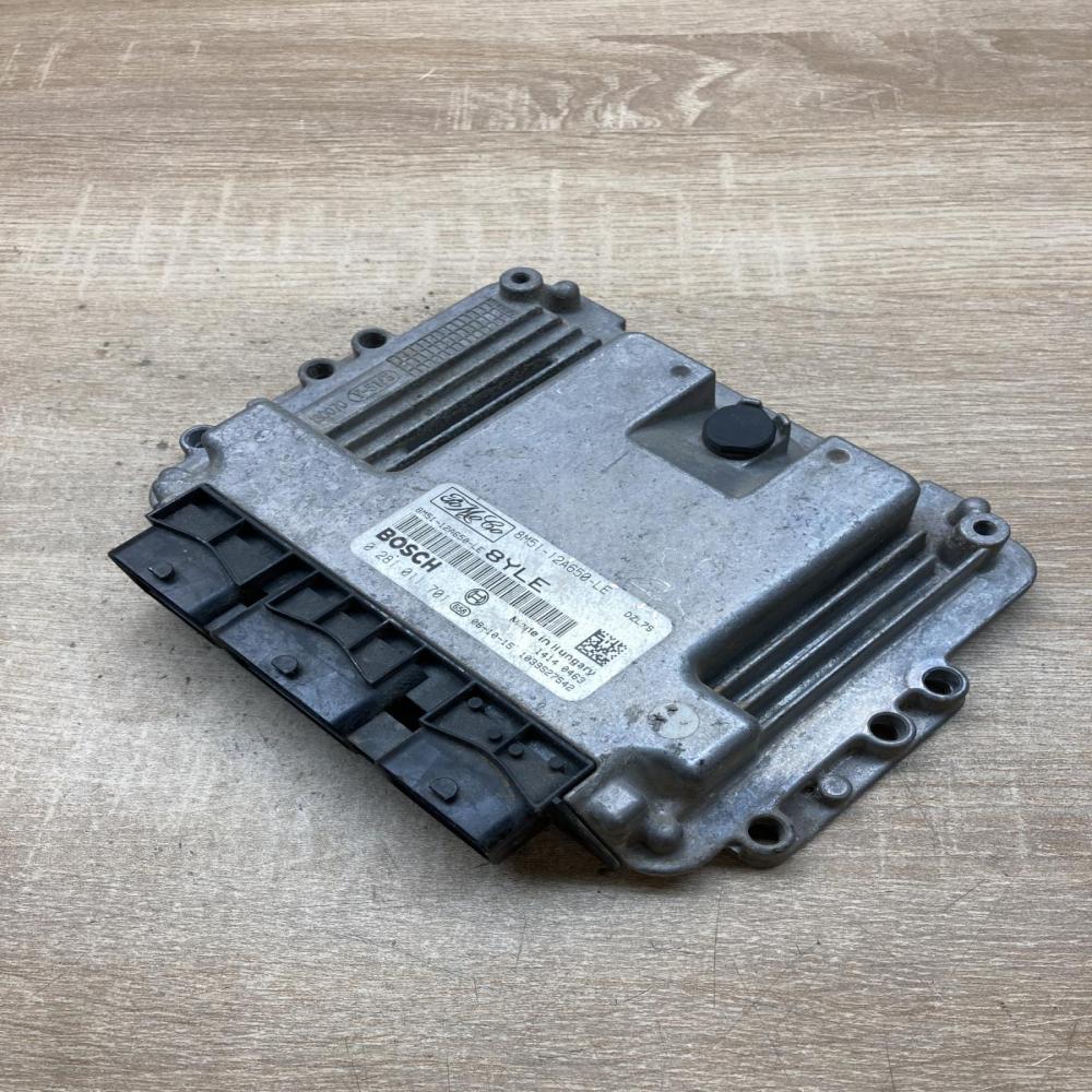 8M51 12A650 LE 0281011701  Engine control unit/module ECU Ford Focus