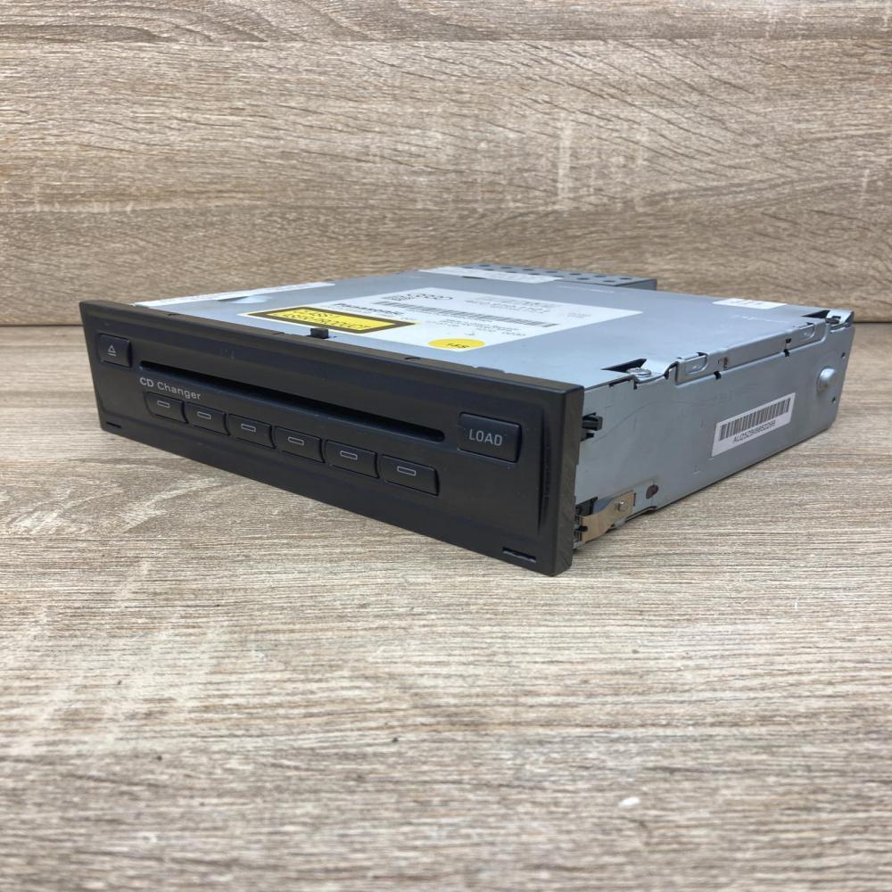 4E0910110L 4E0035110A  CD/DVD changer Audi A8 S8 D3 4E