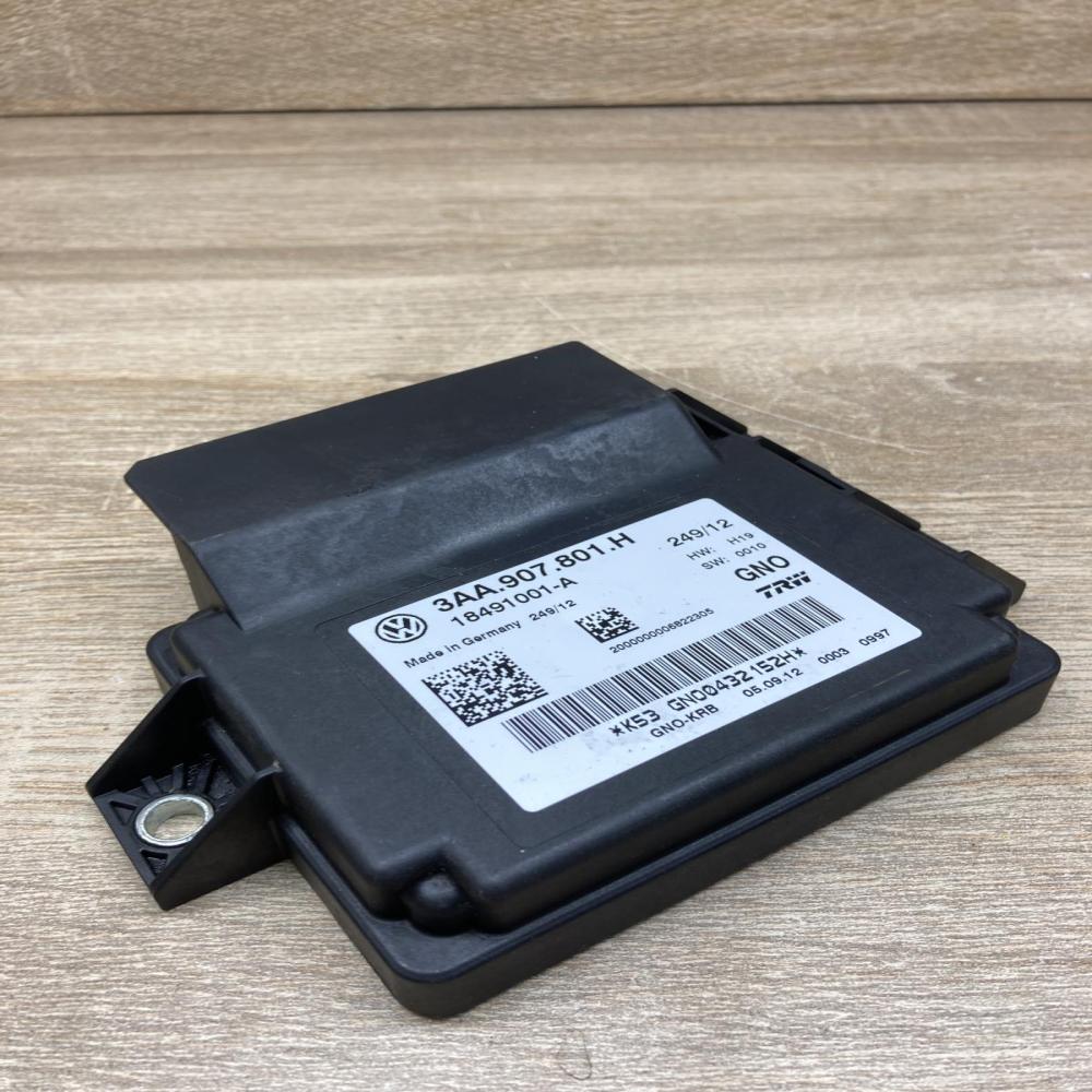 3AA907801H   Hand brake control module Volkswagen PASSAT B6