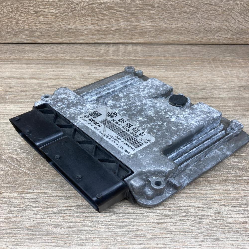 03G906021QJ 03G906021AB  Engine control unit/module ECU Volkswagen Golf V