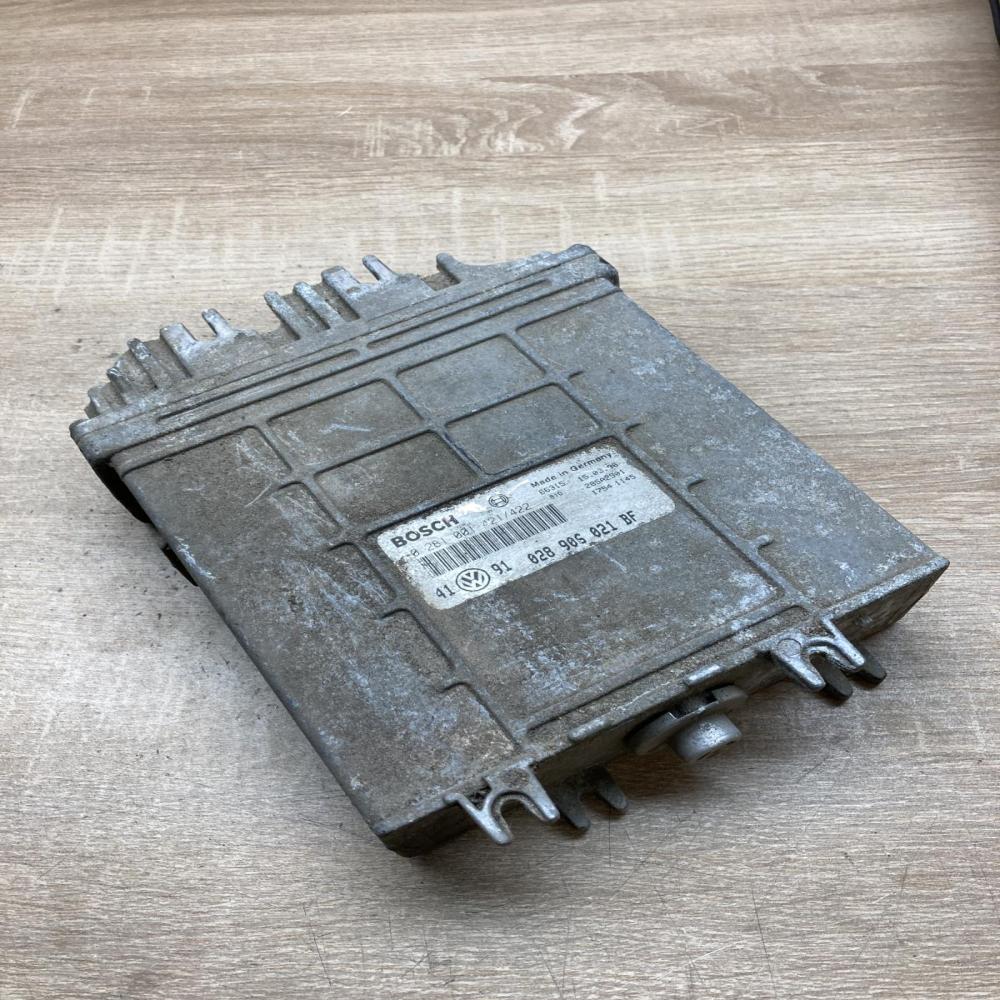 028906021BF 0281001421  Engine control unit/module ECU Volkswagen Golf III
