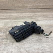 6NW009483   Turbine electric control actuator Audi A6 S6 C6 4F
