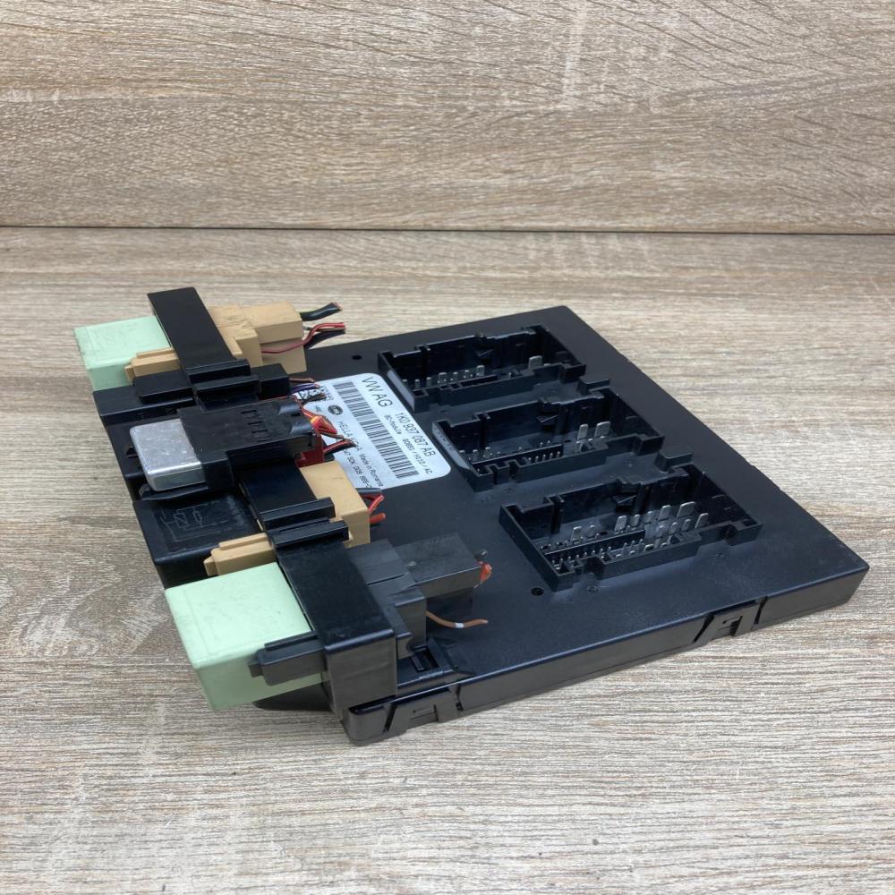 1K0937087AB   Central body control module Skoda Superb B6 (3T)