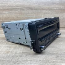1K0035186AN 7640211360  Radio/CD/DVD/GPS head unit Volkswagen Jetta VI