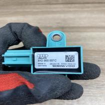 8K0955557C   Airbag deployment crash/impact sensor Audi A4 S4 B8 8K