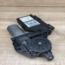 8E0959802A 5WK47011EBF  Front door window regulator motor Audi A4 S4 B6 8E 8H