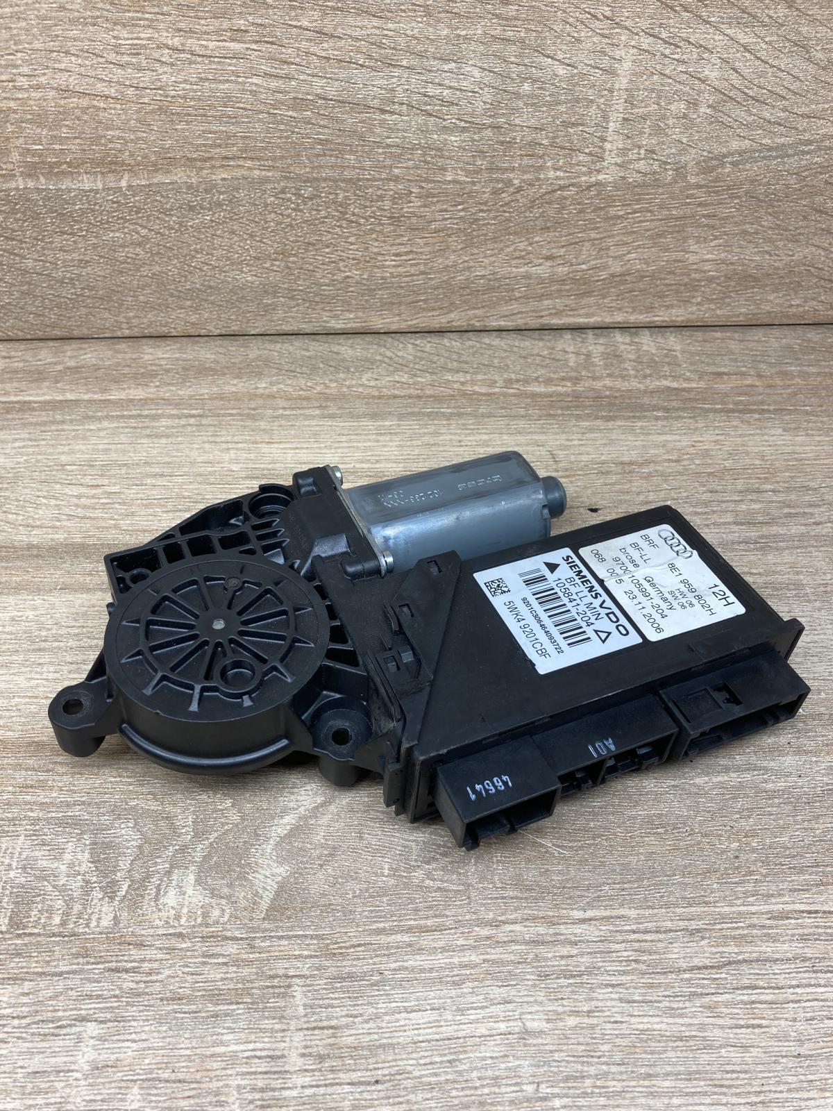 8E1959802H 5WK49201CBF 0130821764 Front door window regulator with motor Audi A4