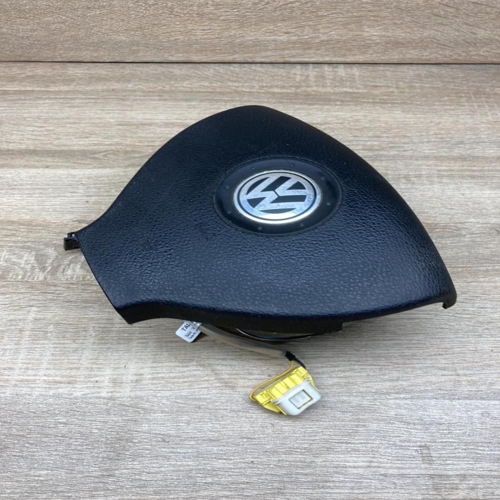 1K0880201BK   Steering wheel airbag Volkswagen Touran I