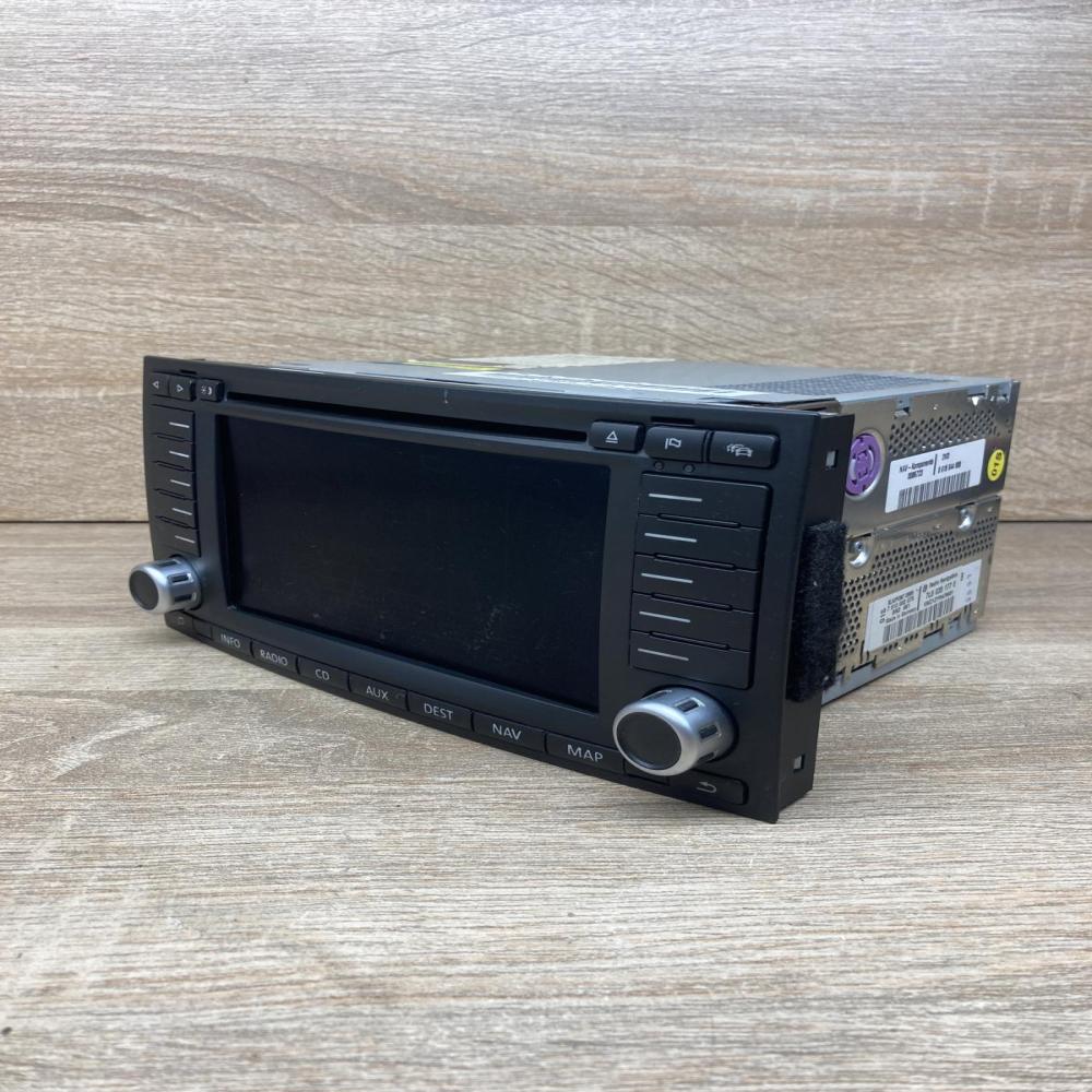 7L6035177E 7612002075  Radio/CD/DVD/GPS head unit Volkswagen Touareg I