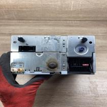 7L6035177E 7612002075  Radio/CD/DVD/GPS head unit Volkswagen Touareg I