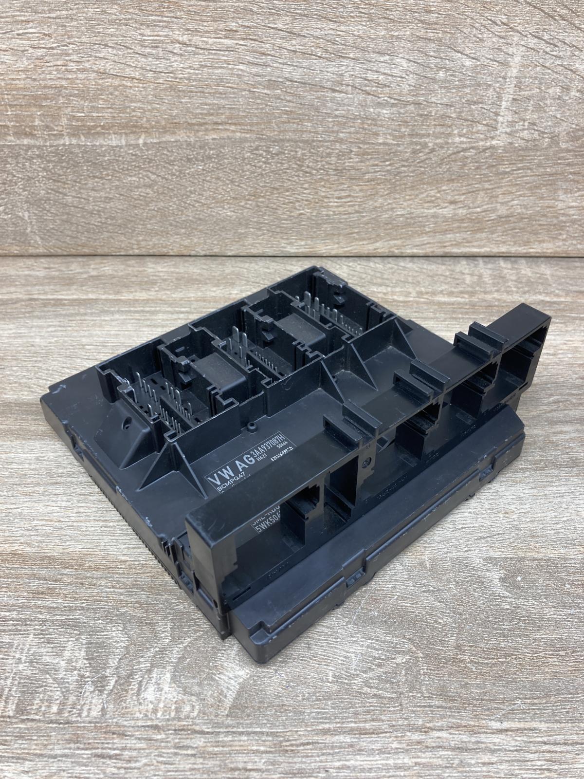 3AA937087H 5WK50415  Comfort/convenience module Volkswagen PASSAT B7