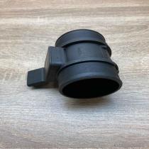 9628336380   Mass air flow meter Peugeot 307