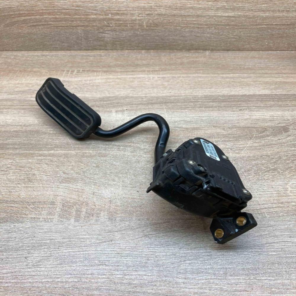 7M2721603 98VW9F836CA  Accelerator throttle pedal Volkswagen Sharan