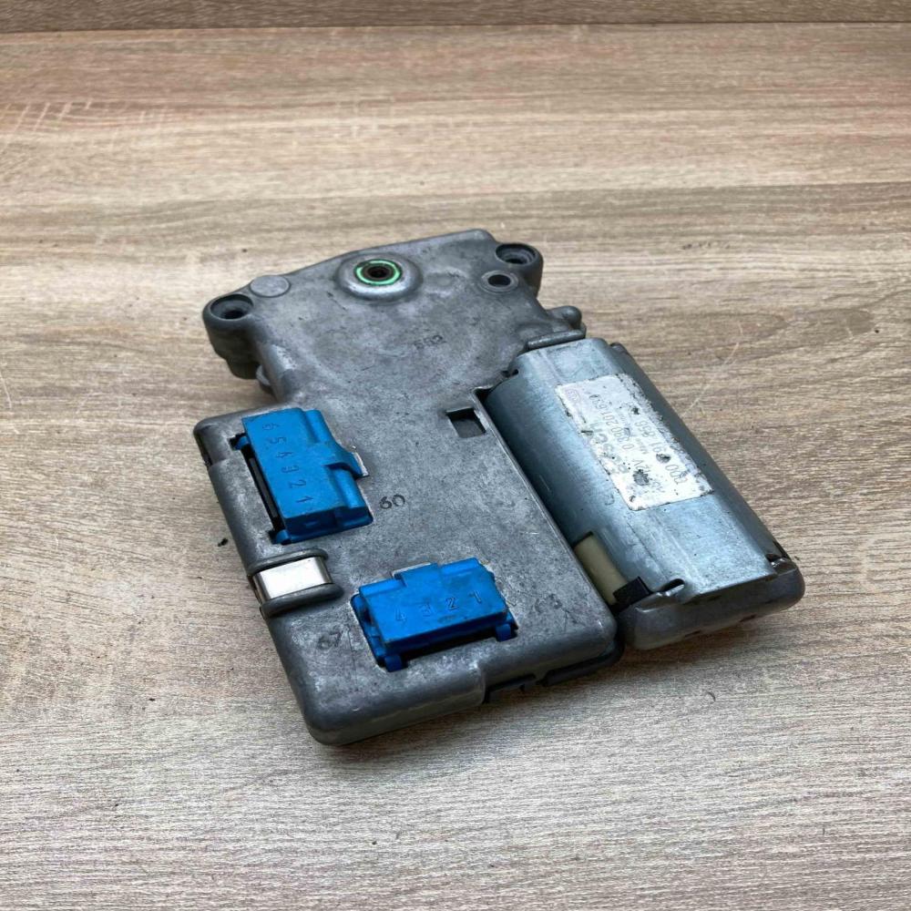 0390201632   Sunroof motor/actuator Audi A4 S4 B5 8D