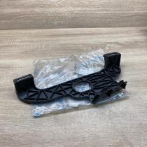 2048850316   Front bumper mounting bracket Mercedes-Benz C W204