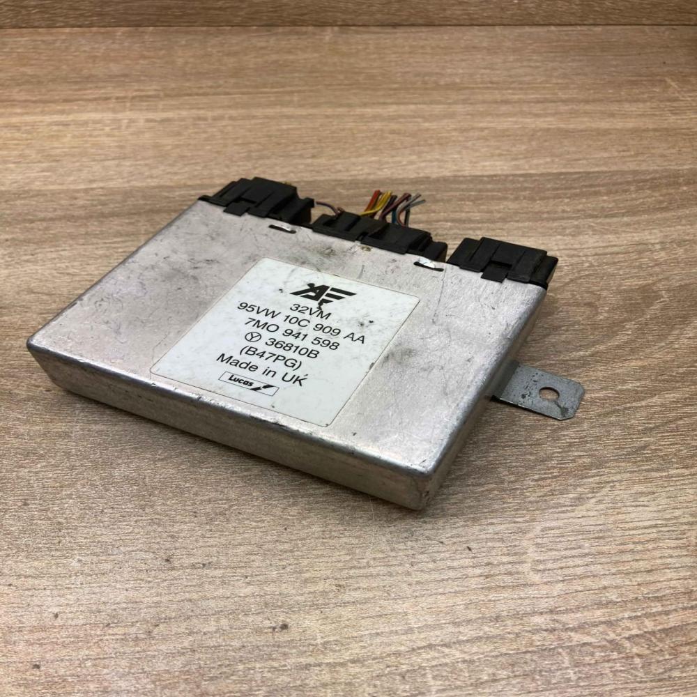 7M0941598 95VW10C909AA  Light module LCM Volkswagen Sharan