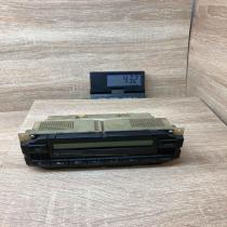 1J1907044 5HB007617 00  Climate control unit Volkswagen PASSAT B5