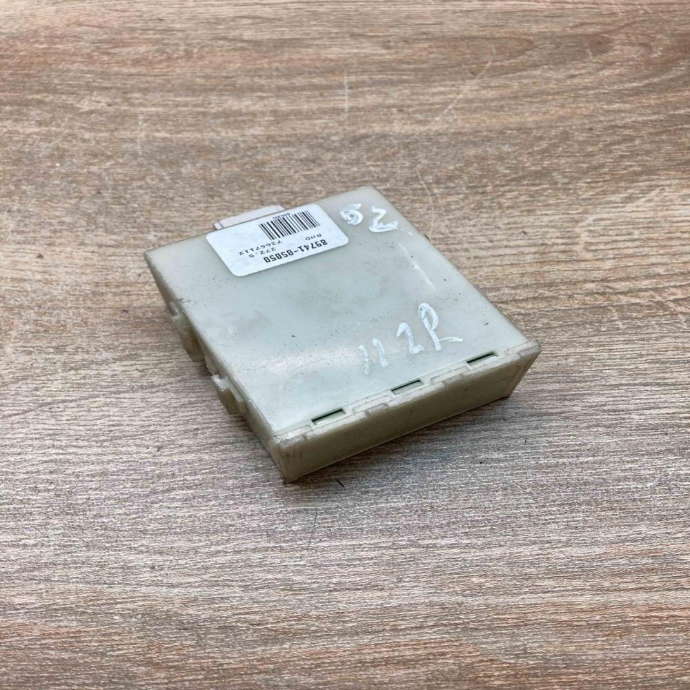 89741 05050   Alarm control unit/module Toyota Avensis T250